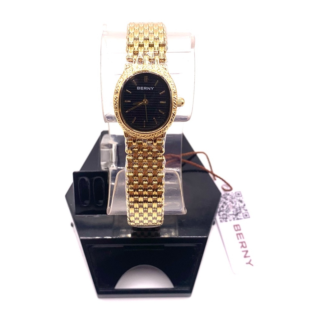 Elegant Women’s Quartz Watch New in Box